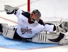 关于世界杯预选赛抢七大战对决在即！明尼苏达森林狼演练定位球，费内巴切密集防守应对的信息